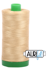 Aurifil Mako 40wt 2-ply Cotton 1000 m 1094 yd. spool - 2915 Very Light Brass